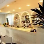 Hotel Metropolitan Family
