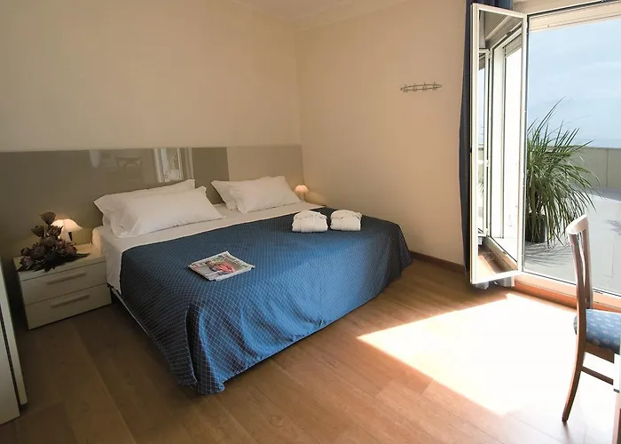 Metropolitan Family 4*