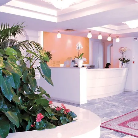 Szálloda Metropolitan Family Milano Marittima