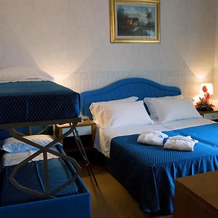 Metropolitan Family Hotel