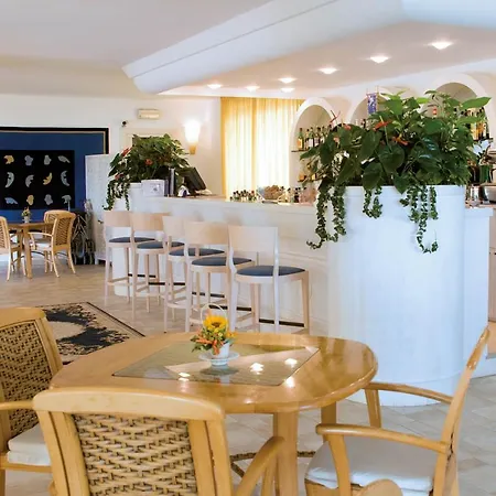 Metropolitan Family Hotel